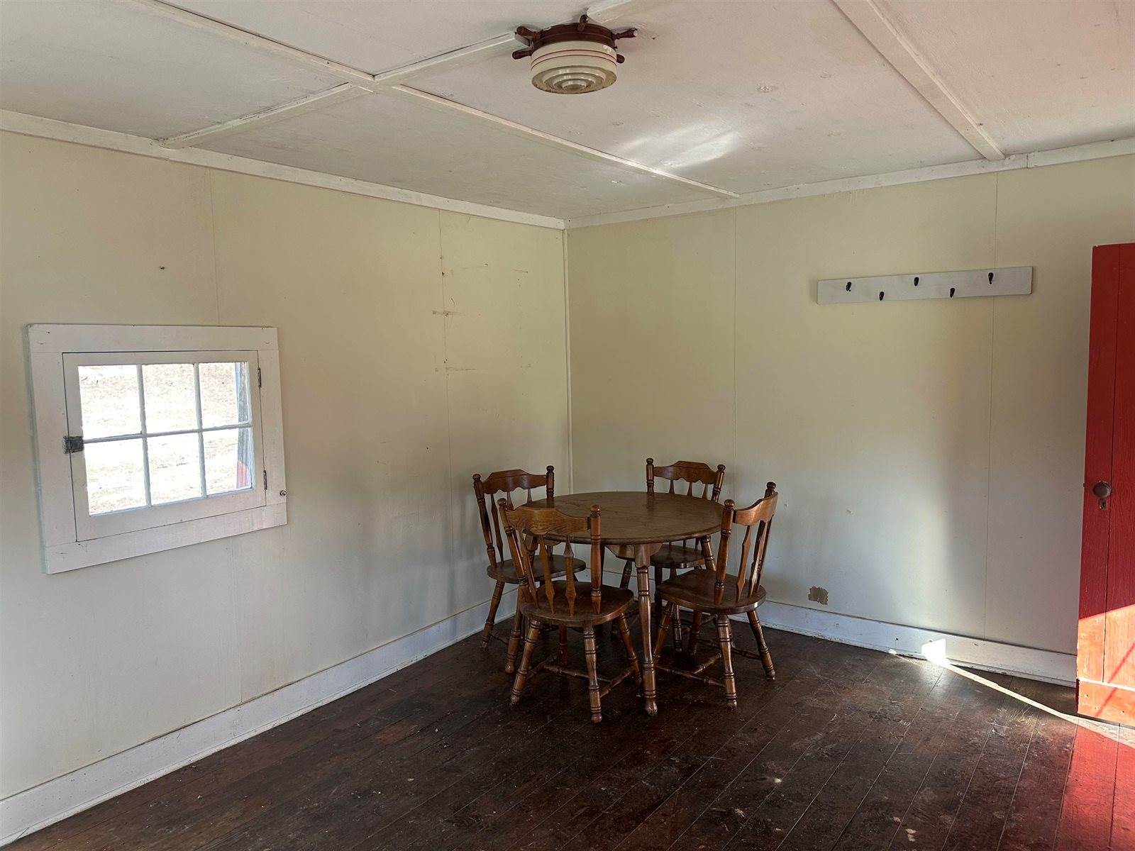 642 Ridge St, De Soto, WI 54642