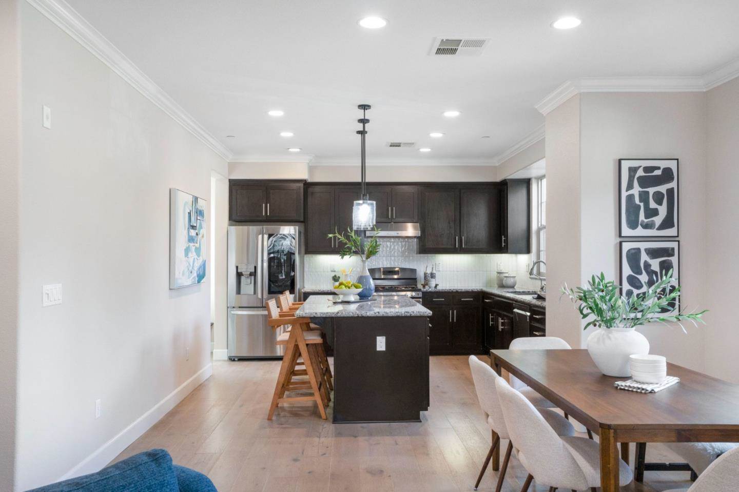 2990 Kaiser Drive, Santa Clara, CA 95051