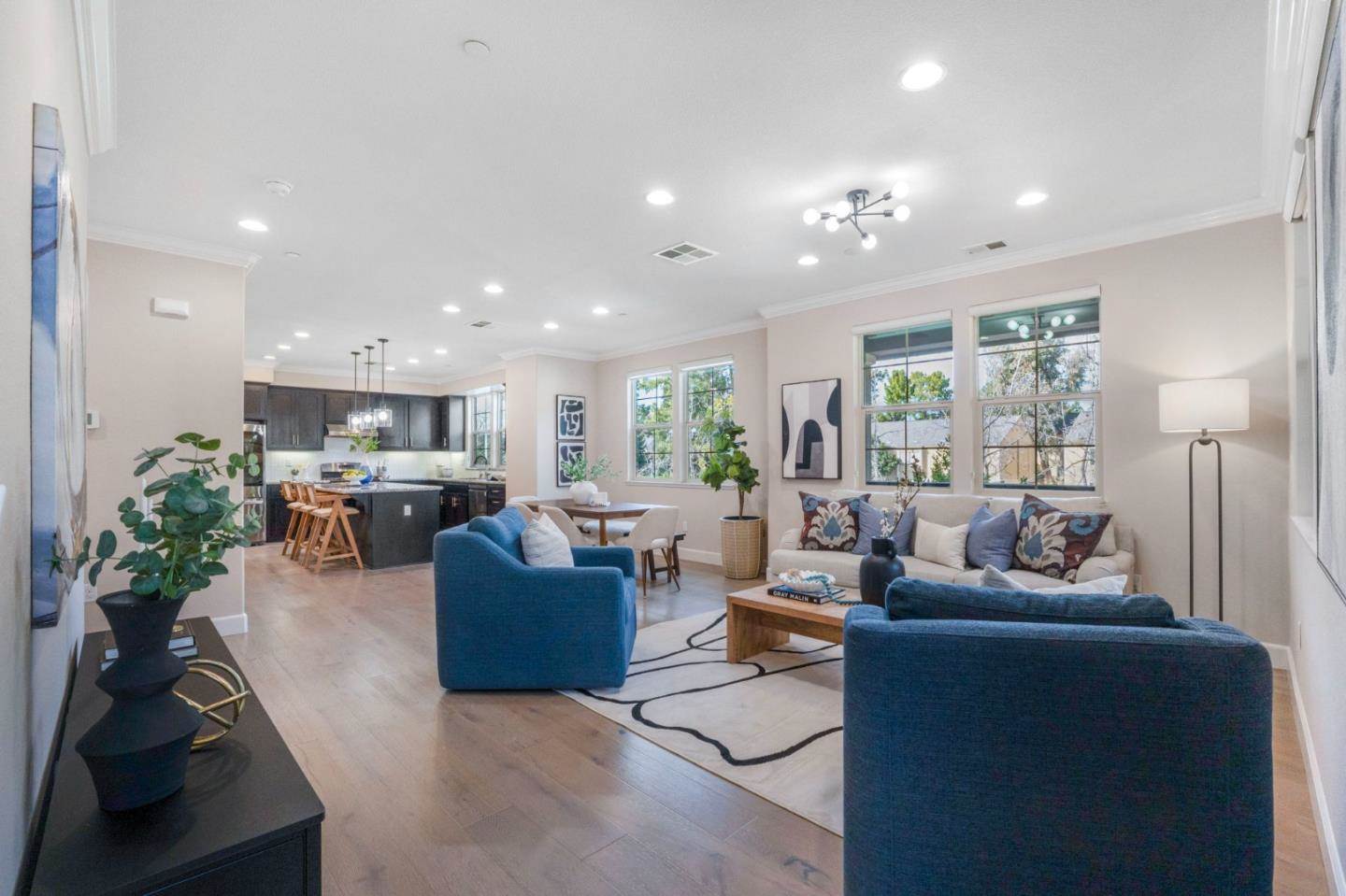 2990 Kaiser Drive, Santa Clara, CA 95051