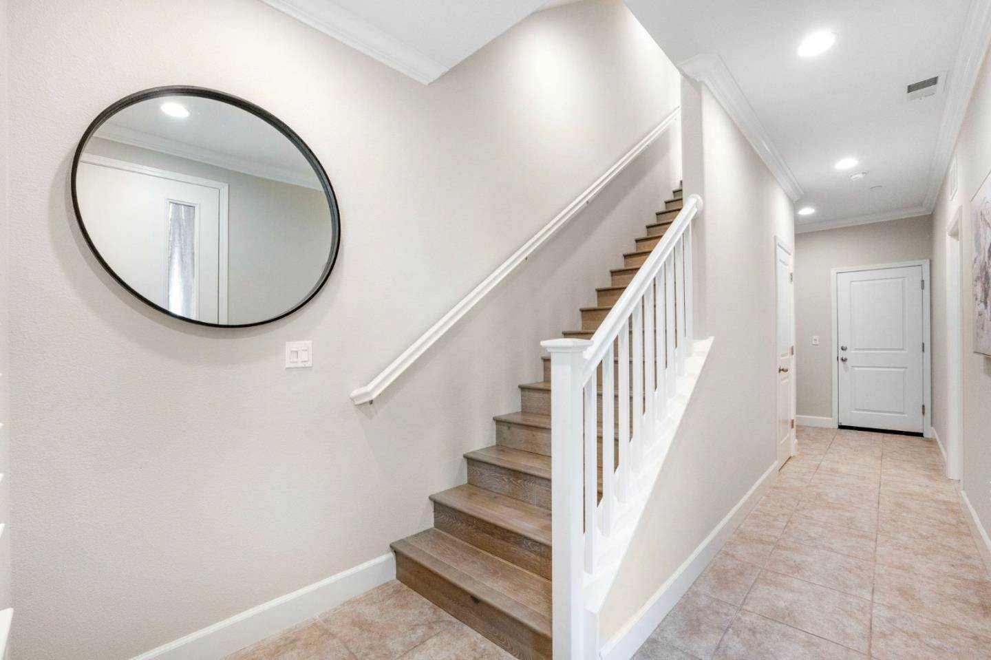 2990 Kaiser Drive, Santa Clara, CA 95051