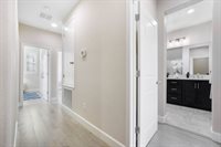 2990 Kaiser Drive, Santa Clara, CA 95051