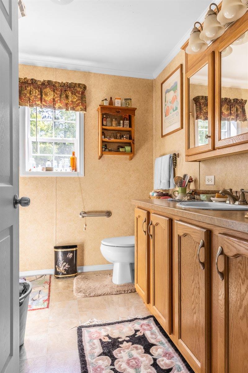 4 Ledge Circle, Bangor, ME 04401