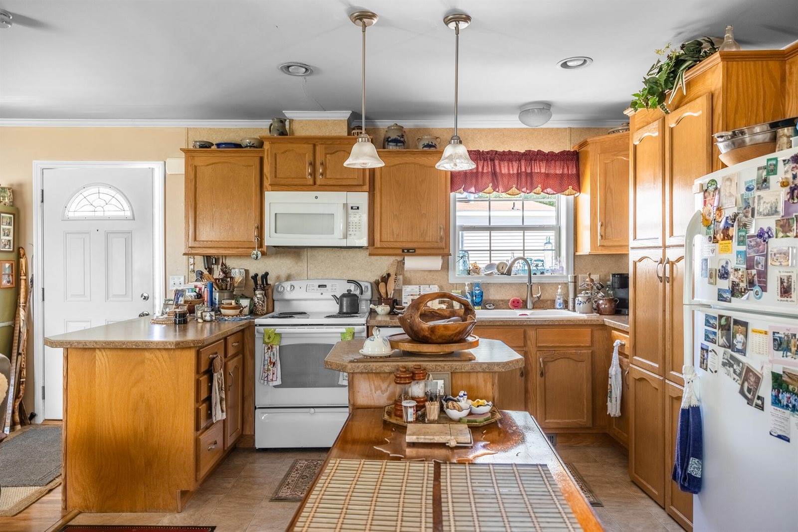 4 Ledge Circle, Bangor, ME 04401