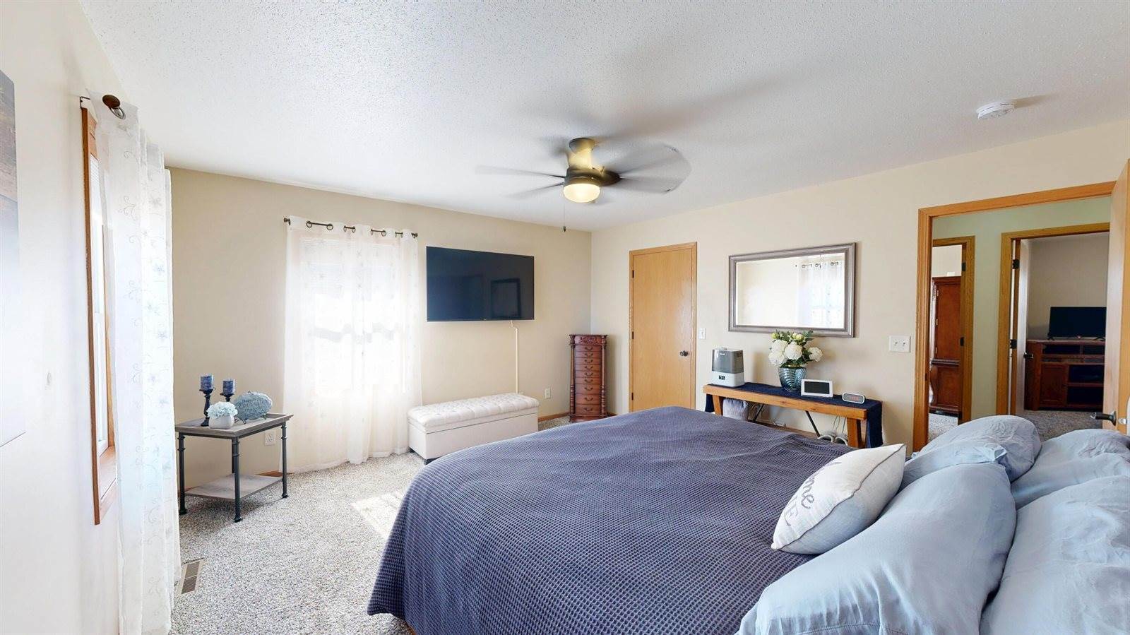 107 Summer Ln, Sparta, WI 54656