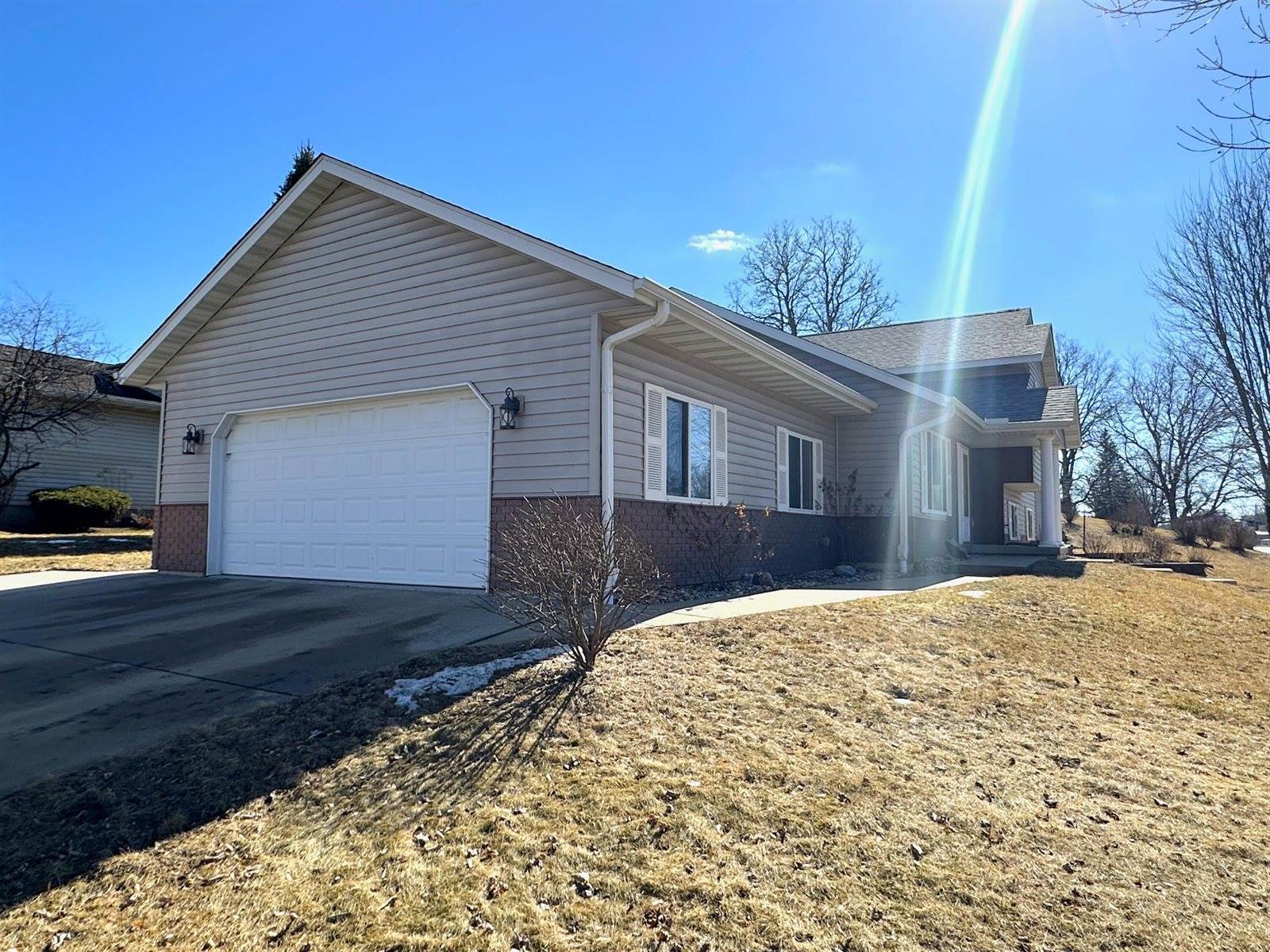 107 Summer Ln, Sparta, WI 54656