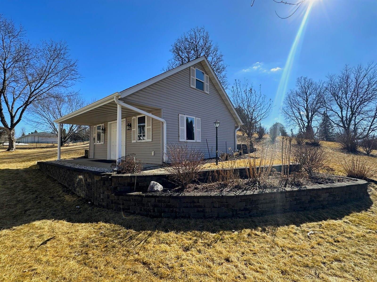 107 Summer Ln, Sparta, WI 54656