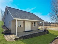 107 Summer Ln, Sparta, WI 54656