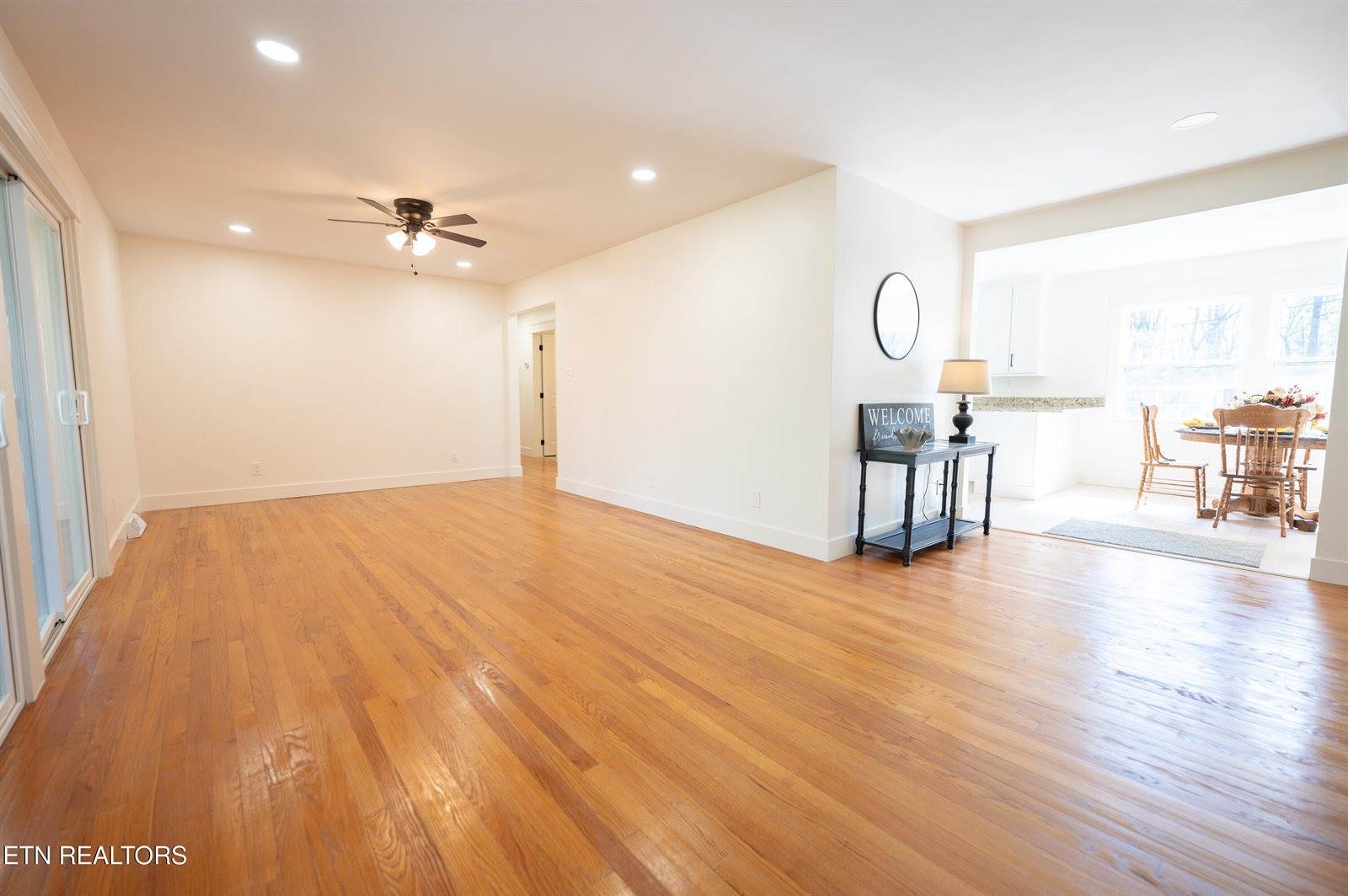 924 West Outer, Oak Ridge, TN 37830