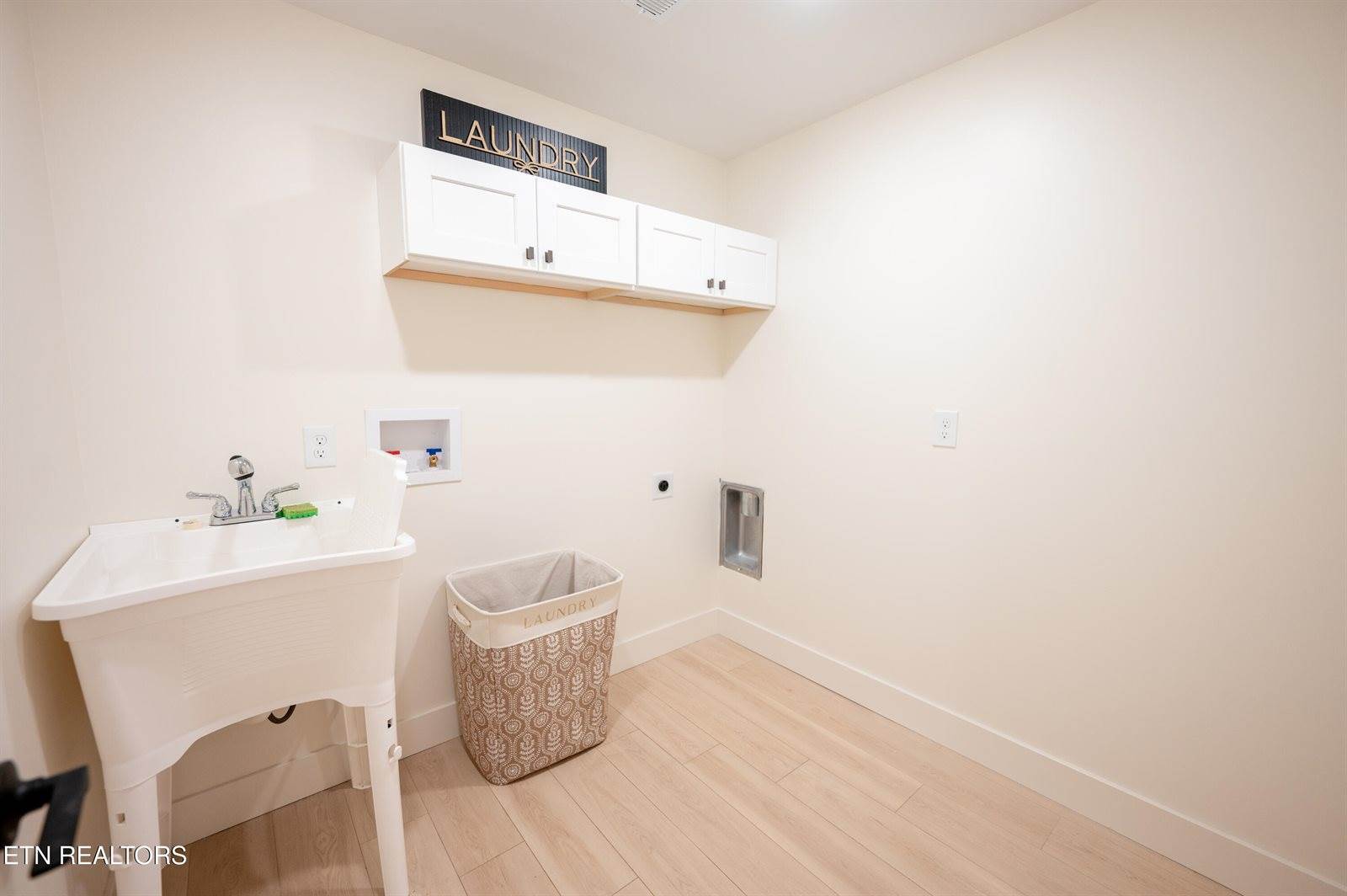 924 West Outer, Oak Ridge, TN 37830