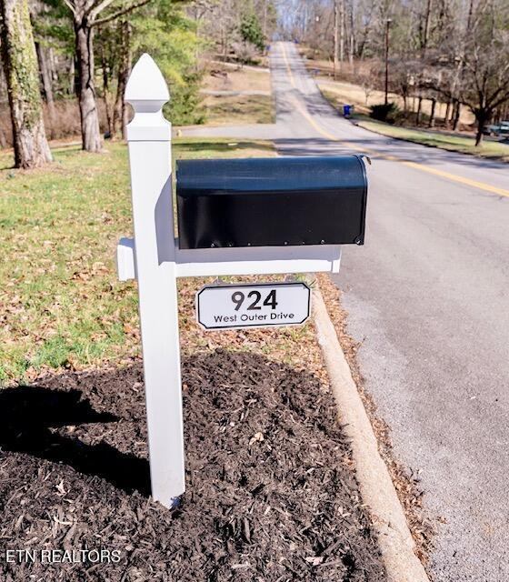 924 West Outer, Oak Ridge, TN 37830