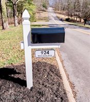 924 West Outer, Oak Ridge, TN 37830