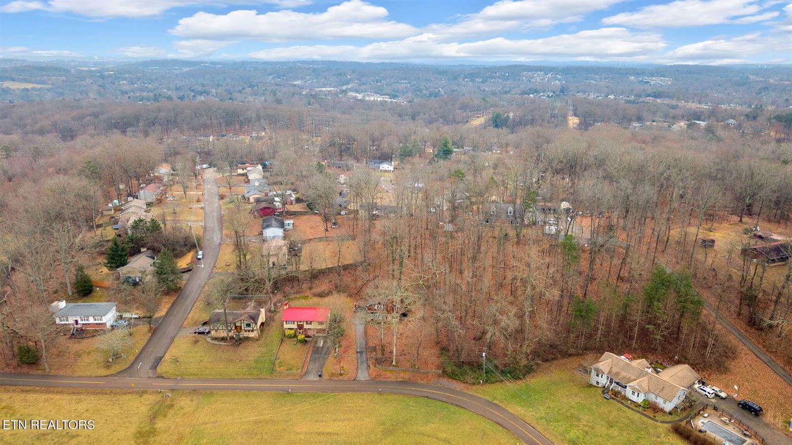 4908 Nickle Rd, Knoxville, TN 37921