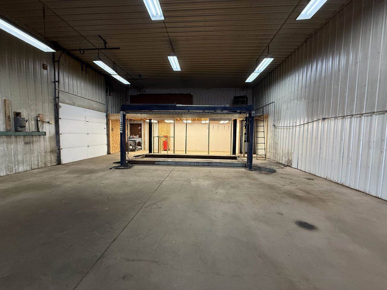 123 N Foster Street, Hancock, WI 55494