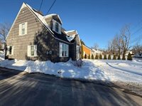 21 Cedar Street, Presque Isle, ME 04769