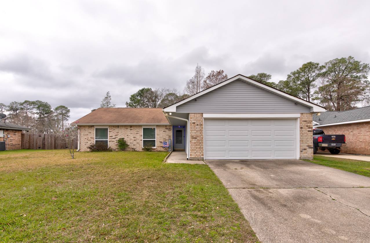 203 Clearwood Drive, Slidell, LA 70458