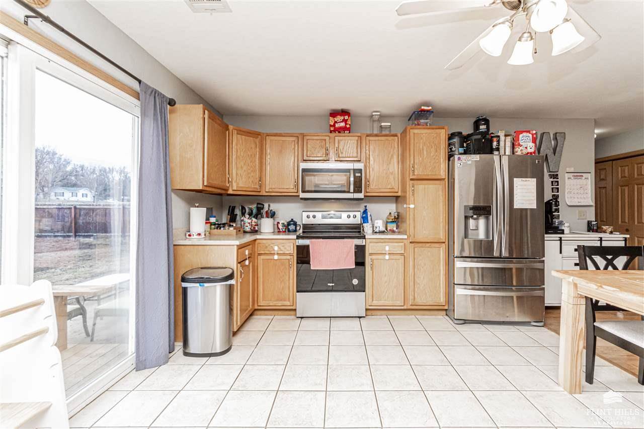 621 Jerry Drive, Junction City, KS 66441