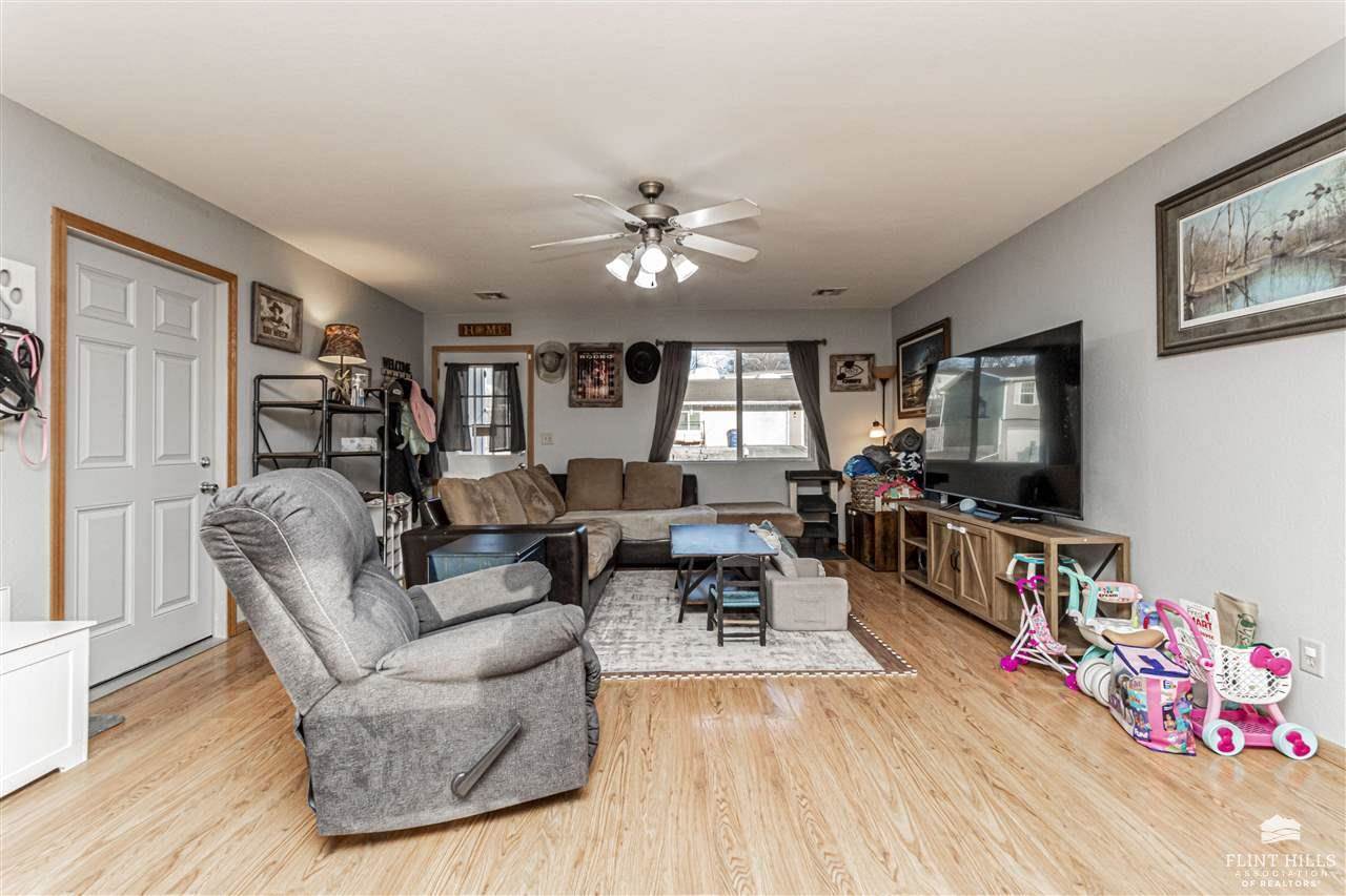 621 Jerry Drive, Junction City, KS 66441