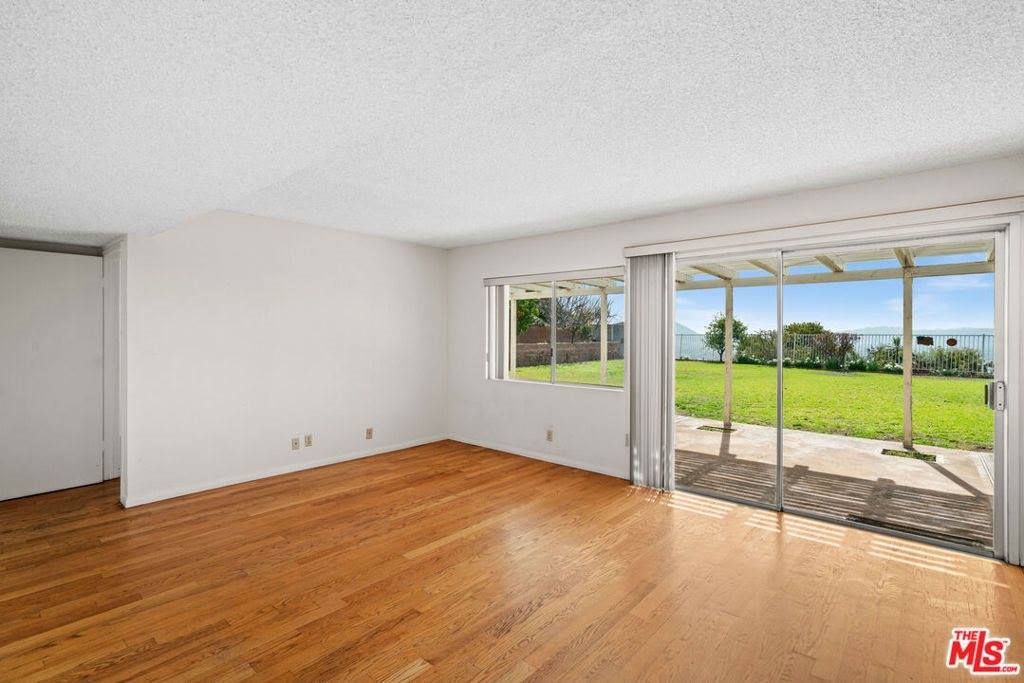 3024 Haven Way, Burbank, CA 91504