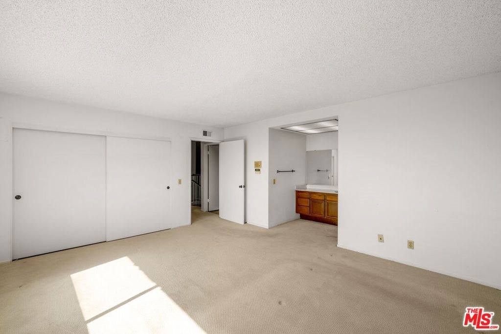 3024 Haven Way, Burbank, CA 91504