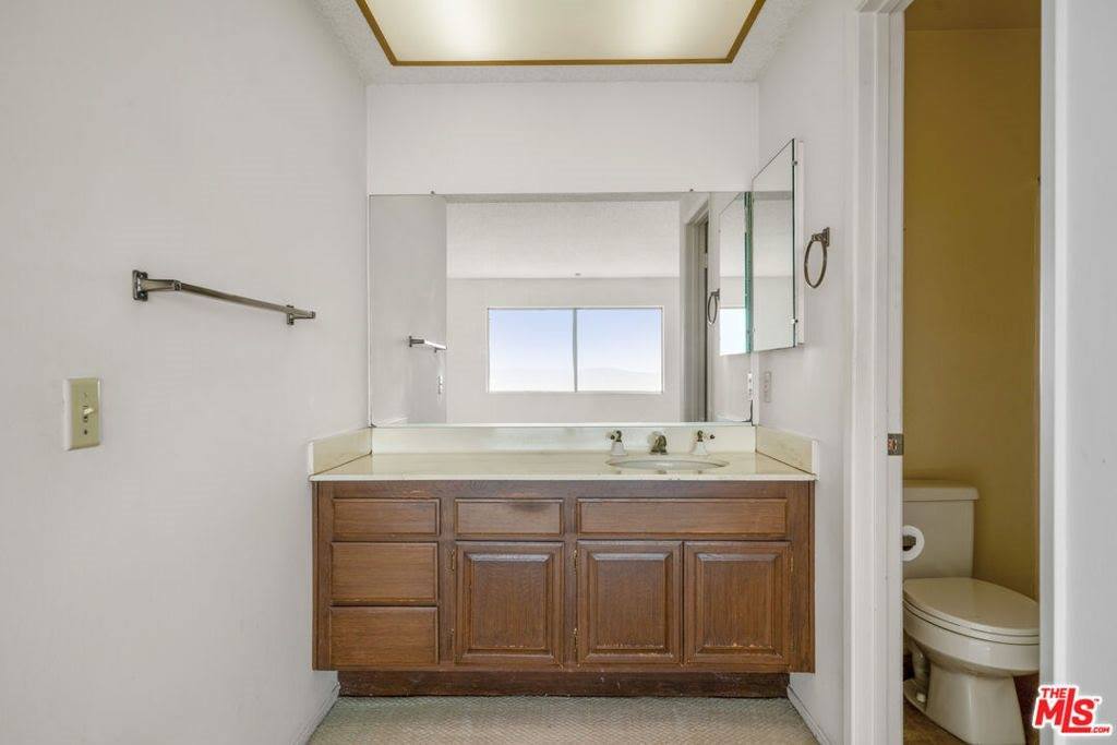 3024 Haven Way, Burbank, CA 91504