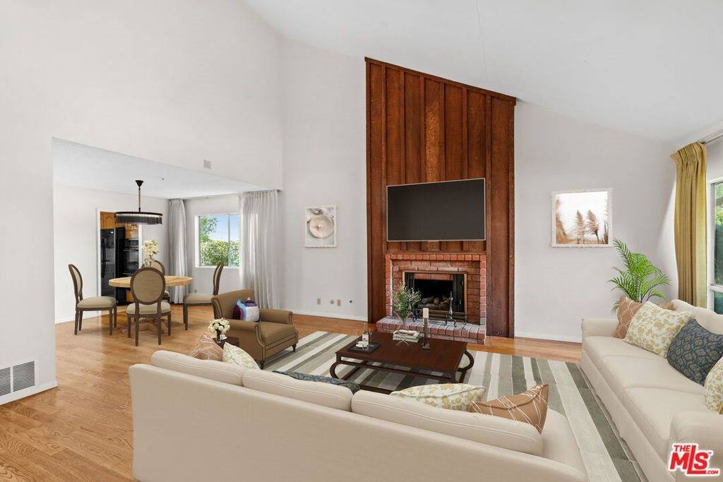 3024 Haven Way, Burbank, CA 91504