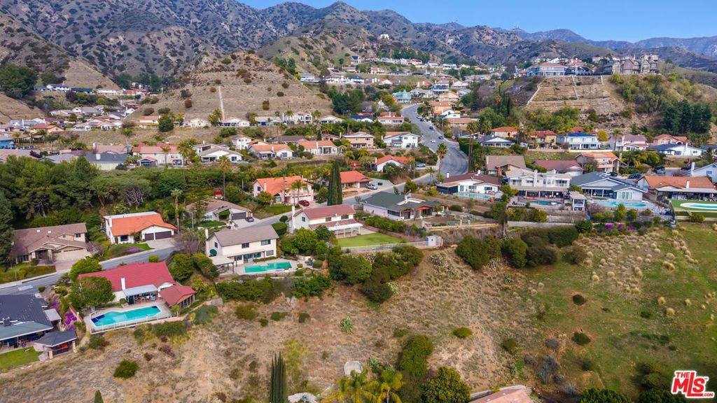 3024 Haven Way, Burbank, CA 91504