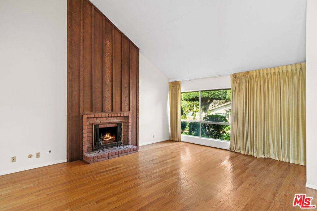 3024 Haven Way, Burbank, CA 91504