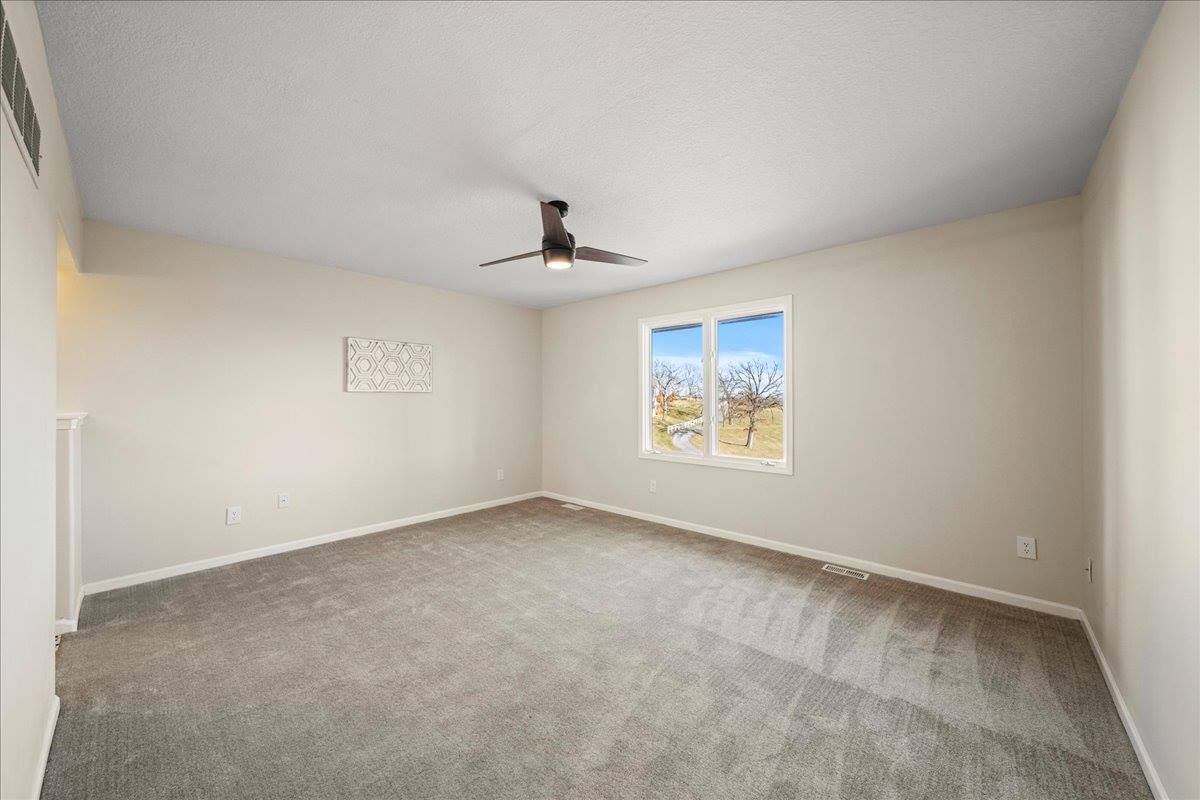 12209 E 89th St, Kansas City, MO 64138