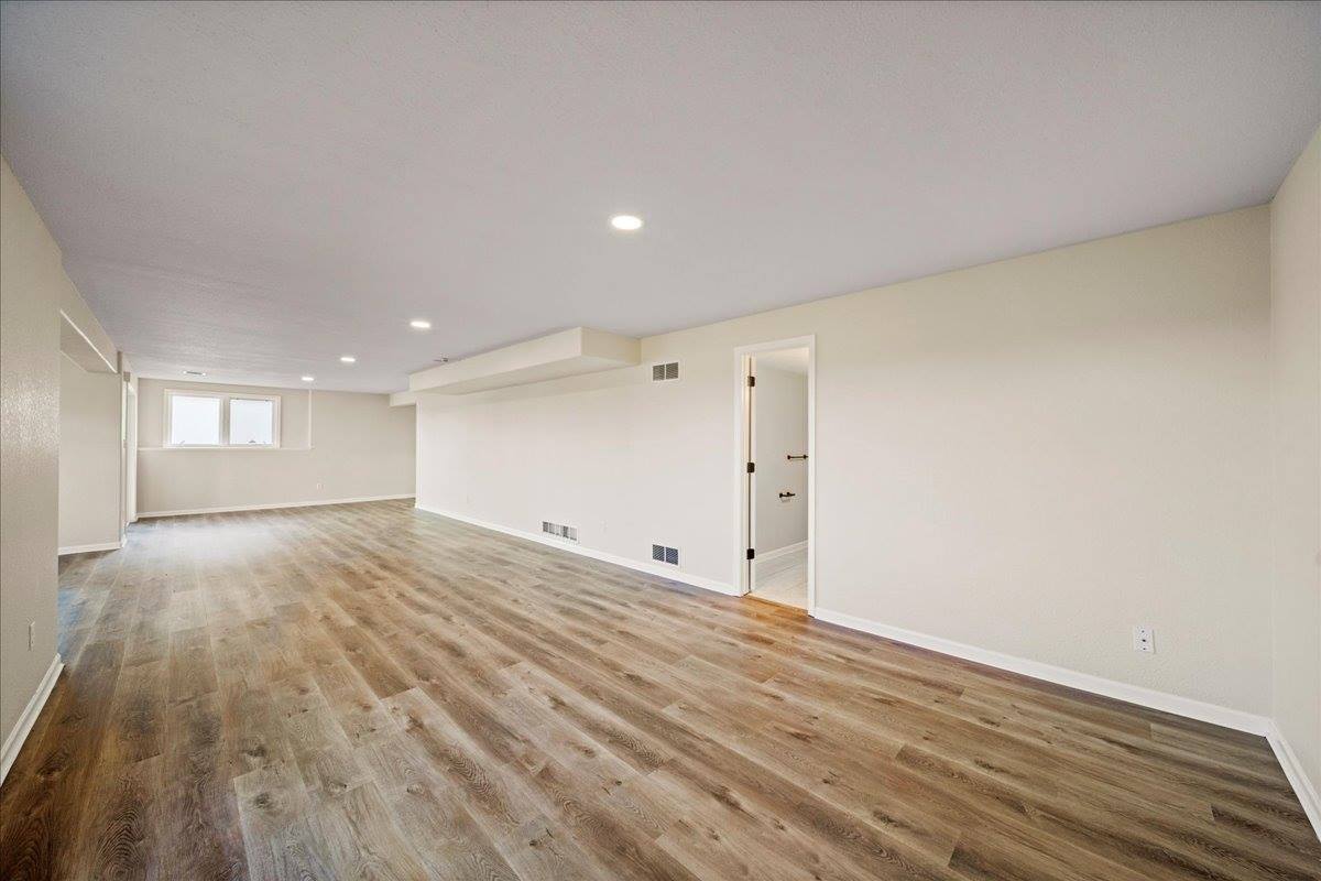 12209 E 89th St, Kansas City, MO 64138