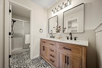 12209 E 89th St, Kansas City, MO 64138