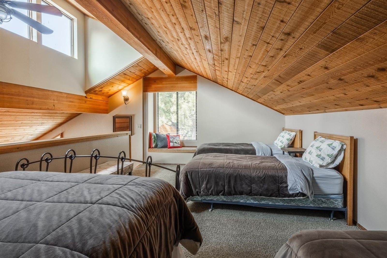 4710 Minaret Rd #60, Mammoth Lakes, CA 93546