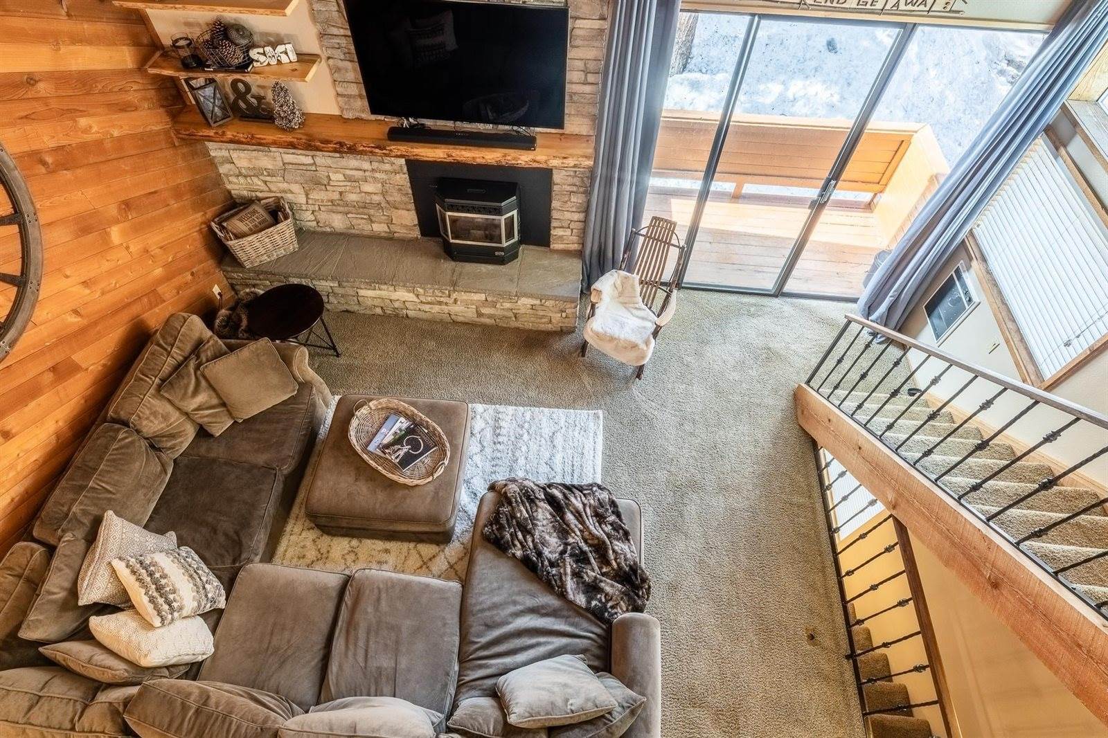 4710 Minaret Rd #60, Mammoth Lakes, CA 93546