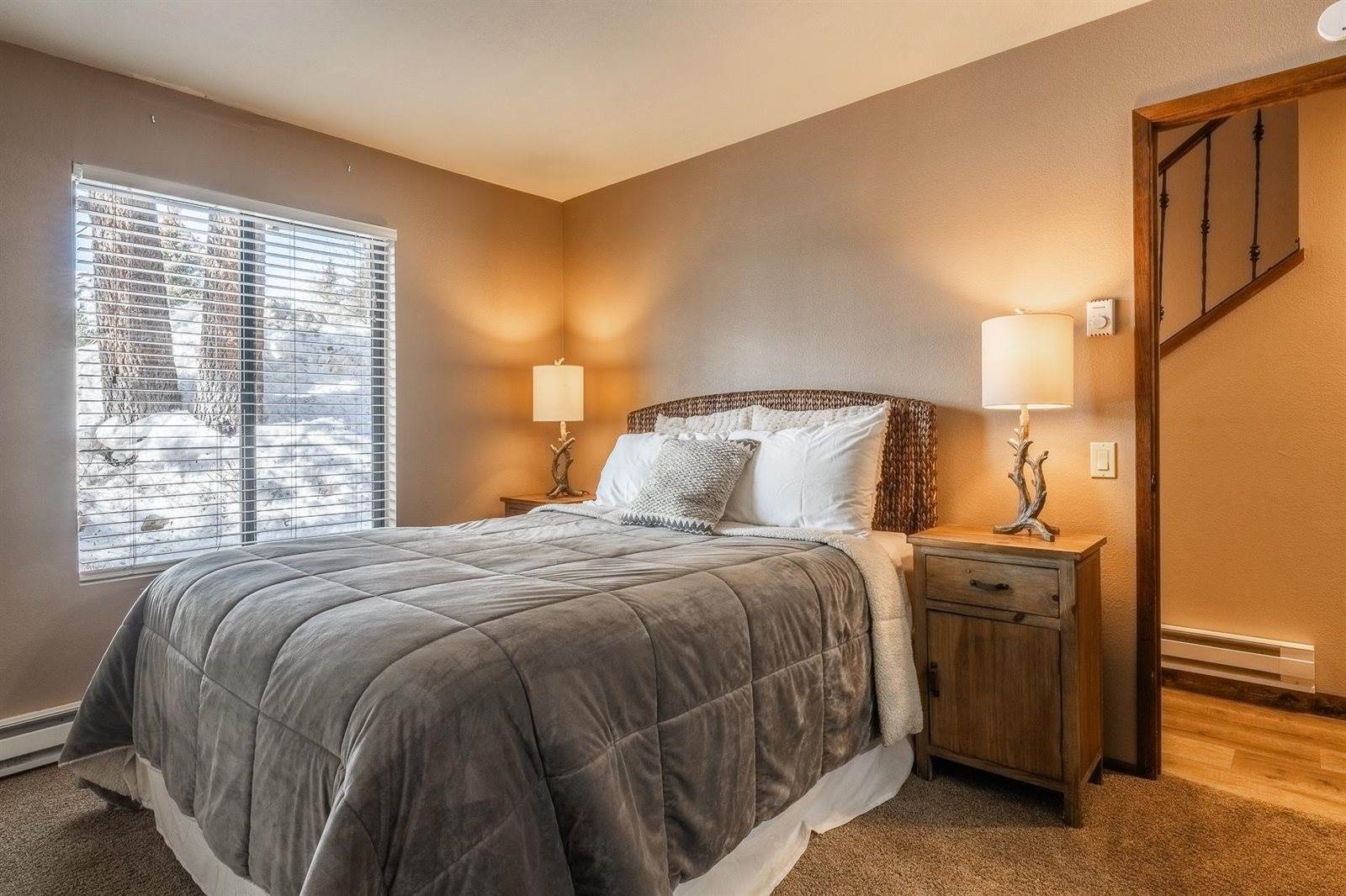 4710 Minaret Rd #60, Mammoth Lakes, CA 93546