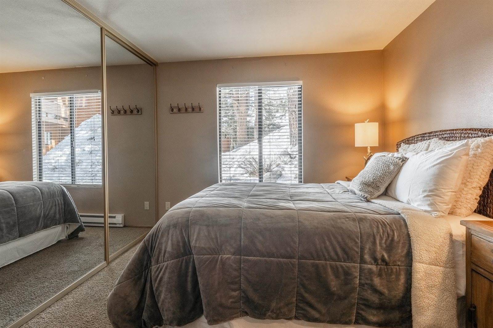 4710 Minaret Rd #60, Mammoth Lakes, CA 93546