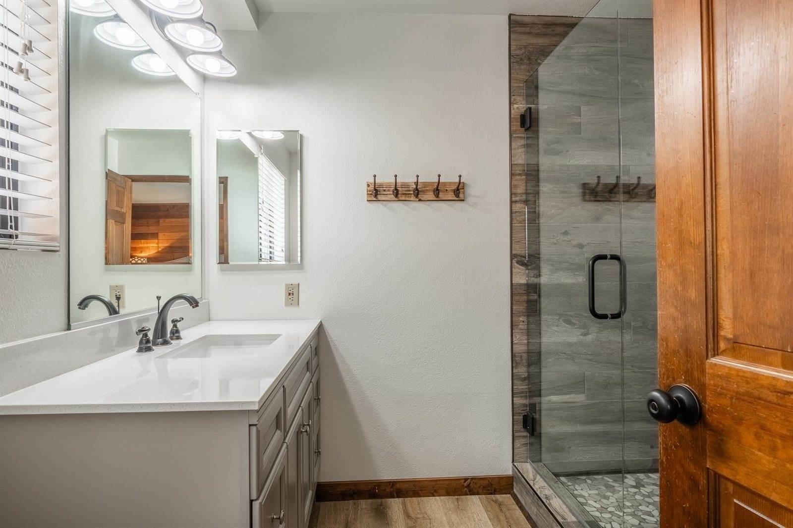 4710 Minaret Rd #60, Mammoth Lakes, CA 93546