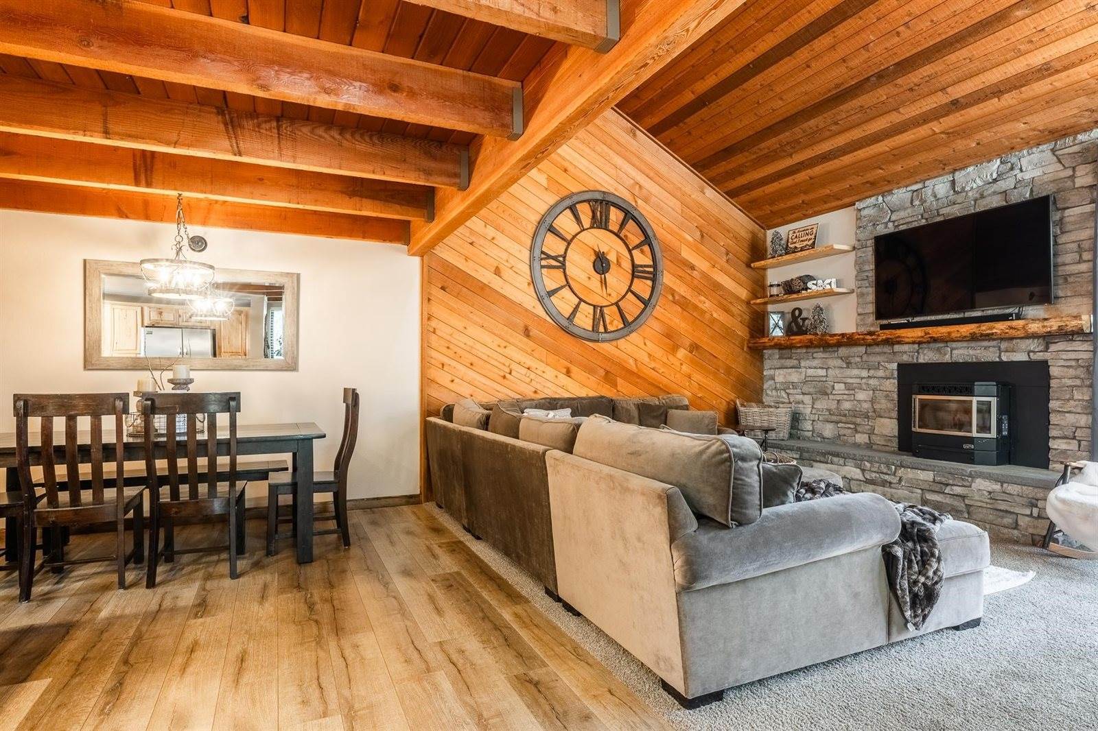 4710 Minaret Rd #60, Mammoth Lakes, CA 93546