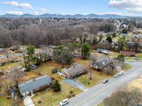 744 Sandusky Drive, Lynchburg, VA 24502