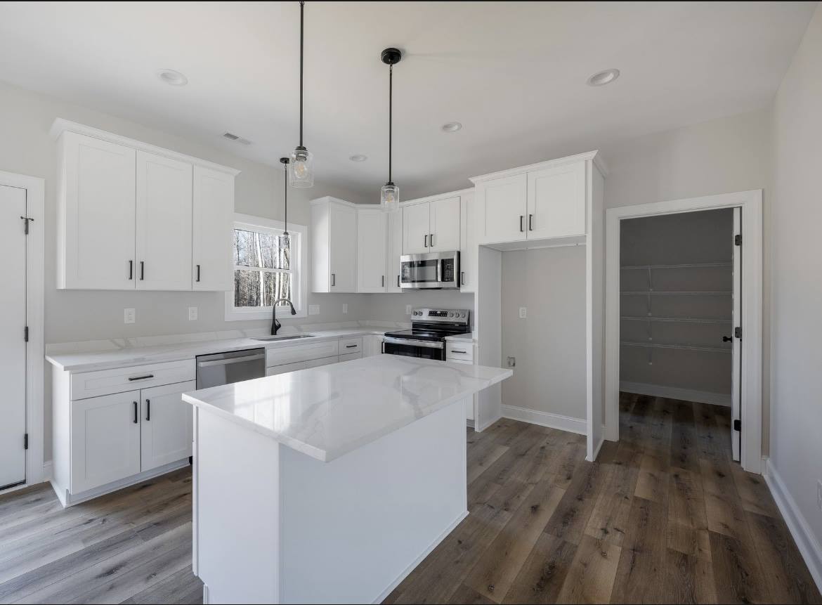 2 Lot Smith Mountain Lake Parkway, Huddleston, VA 24104