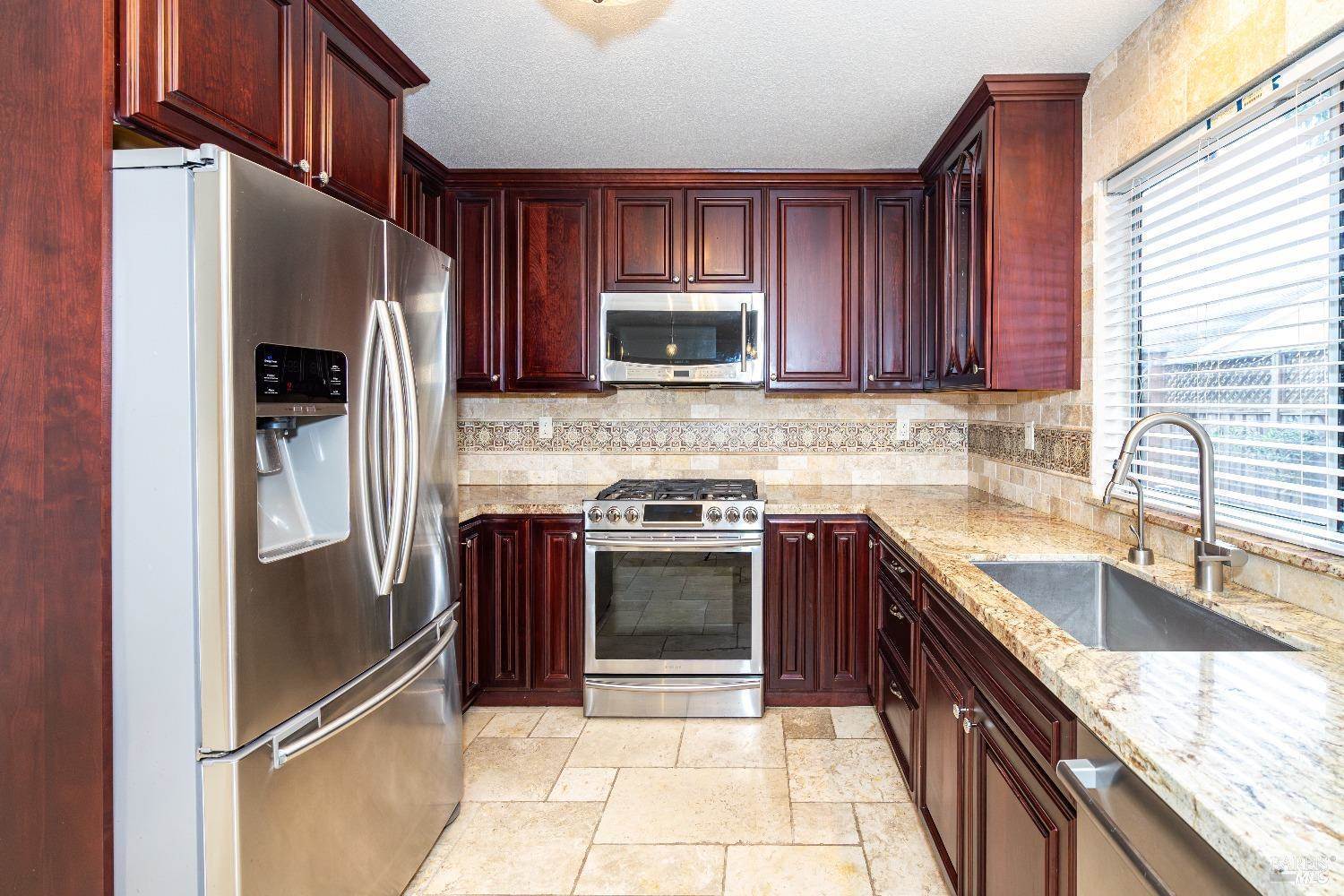 633 Wilford Circle, Cotati, CA 94931