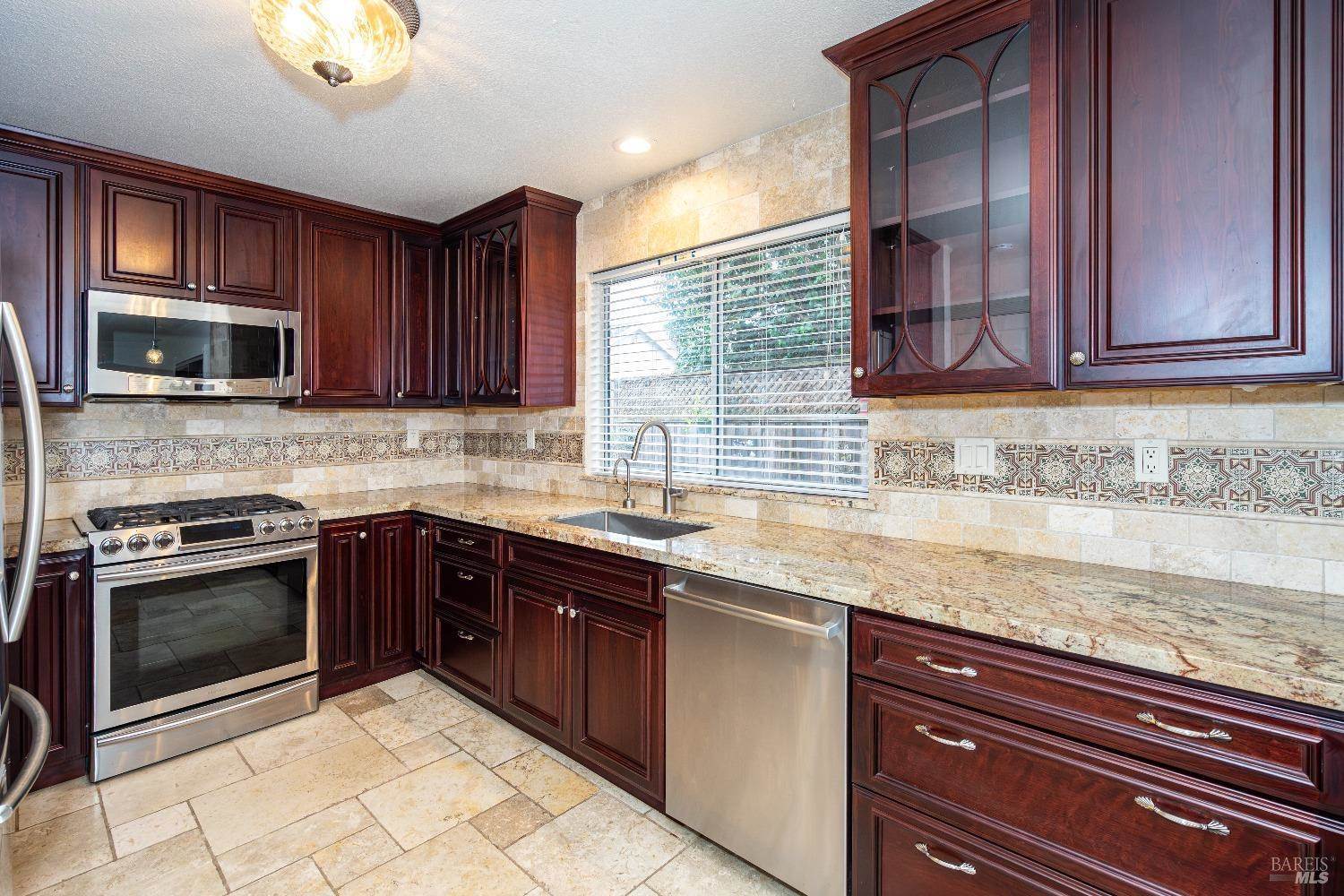 633 Wilford Circle, Cotati, CA 94931