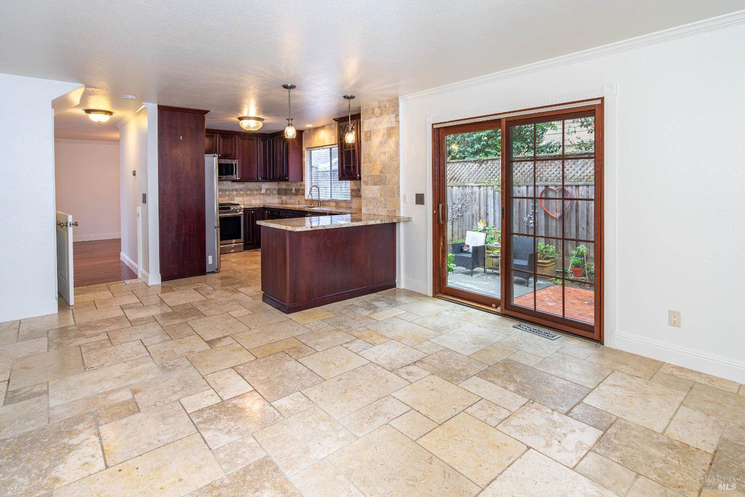 633 Wilford Circle, Cotati, CA 94931