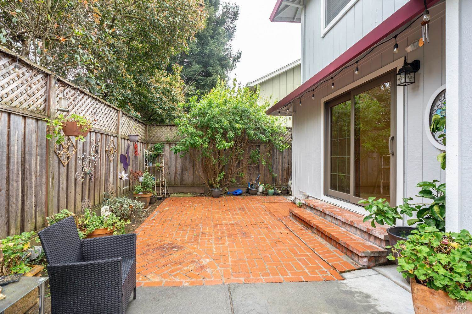 633 Wilford Circle, Cotati, CA 94931