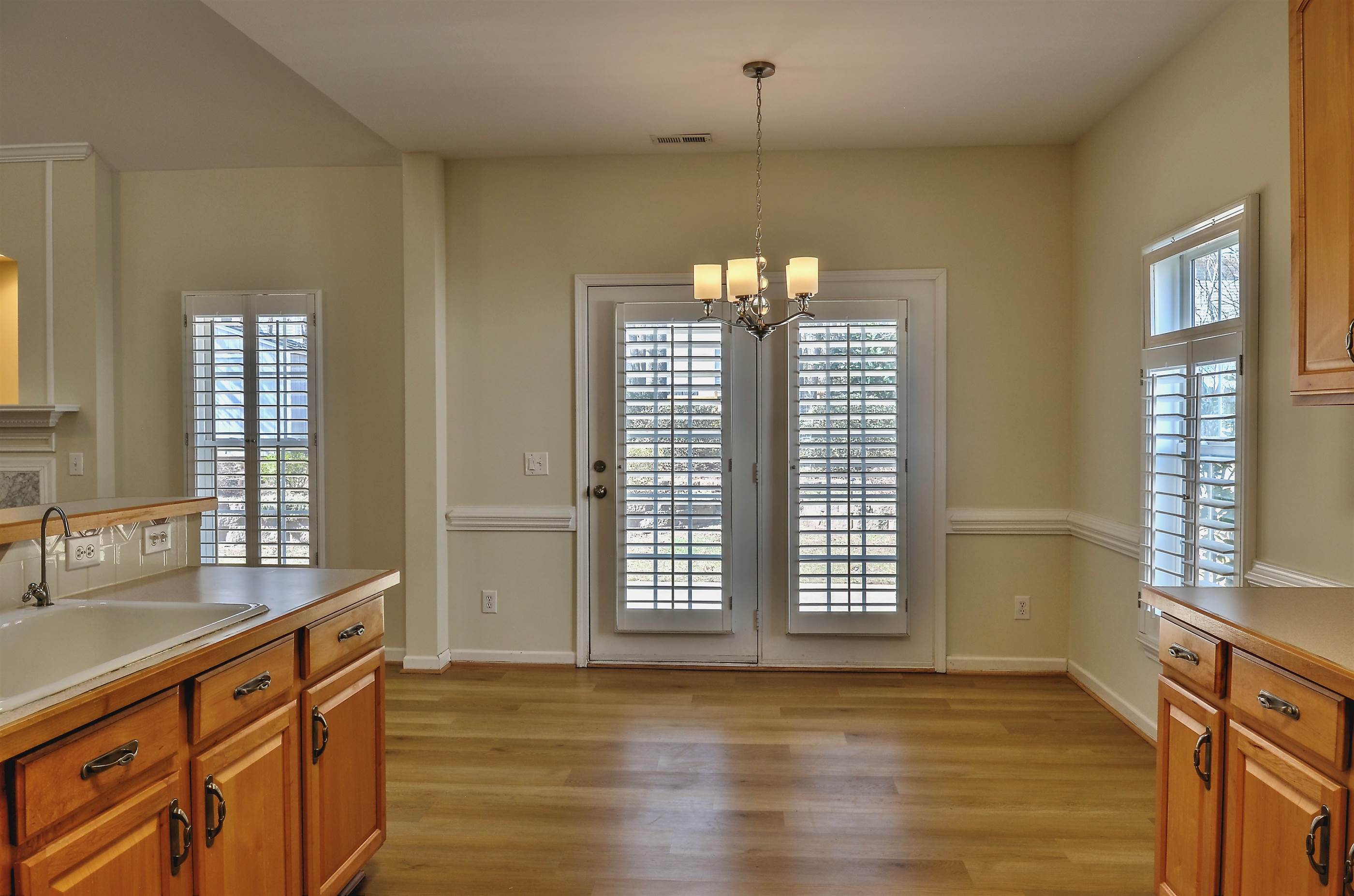 3620 Cole Mill Rd, Charlotte, NC 28270