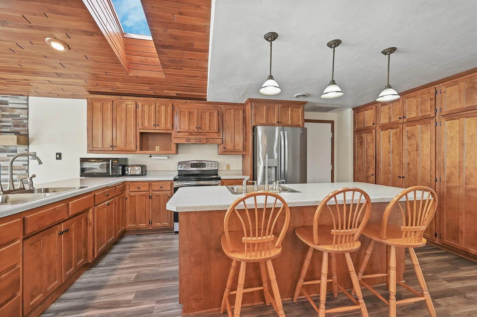 1138 Anchor Drive, Green Bay, WI 54313