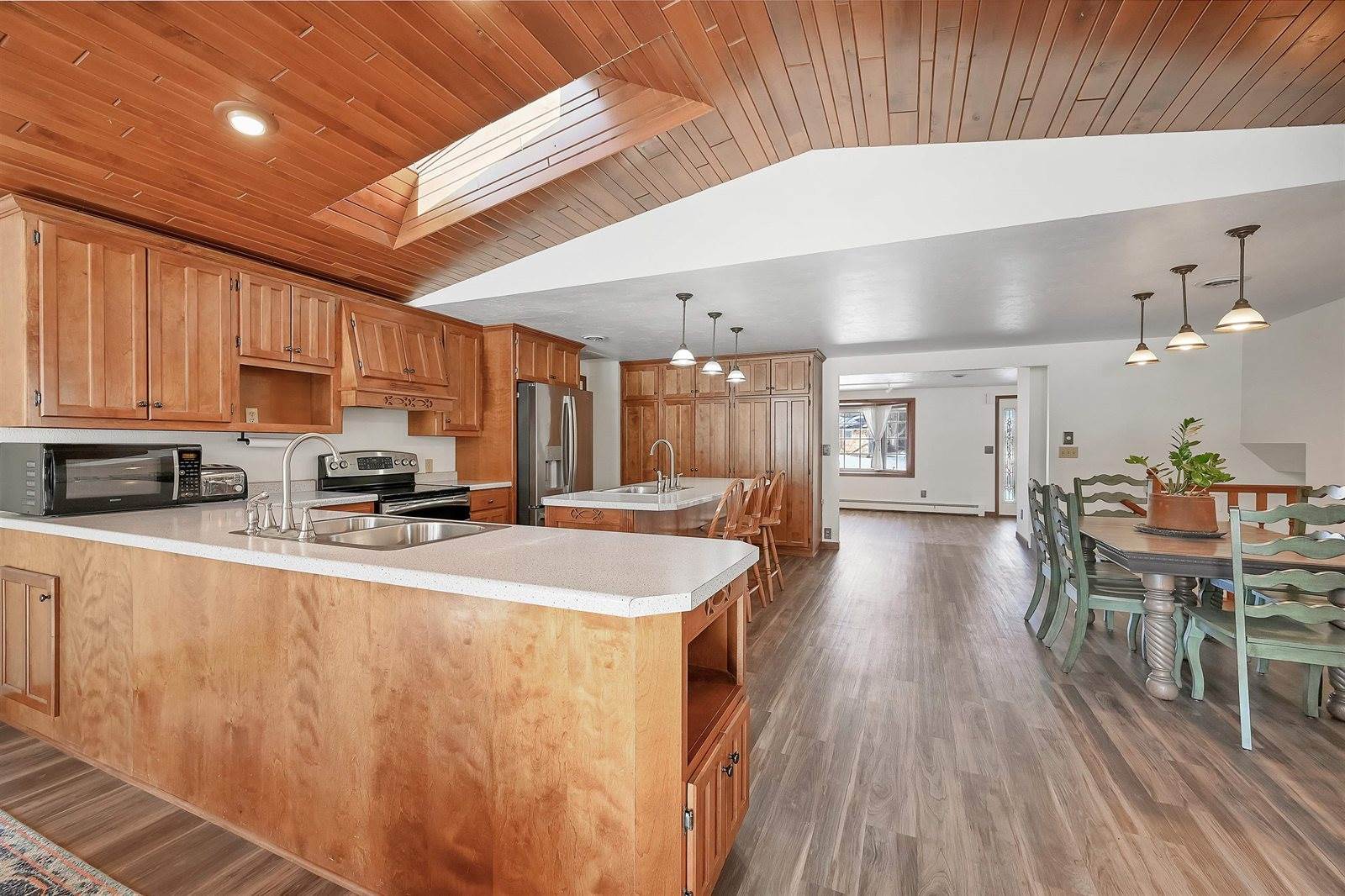 1138 Anchor Drive, Green Bay, WI 54313