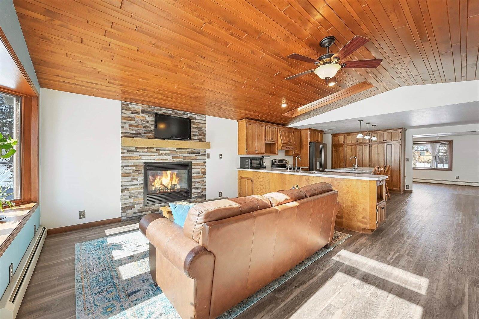 1138 Anchor Drive, Green Bay, WI 54313