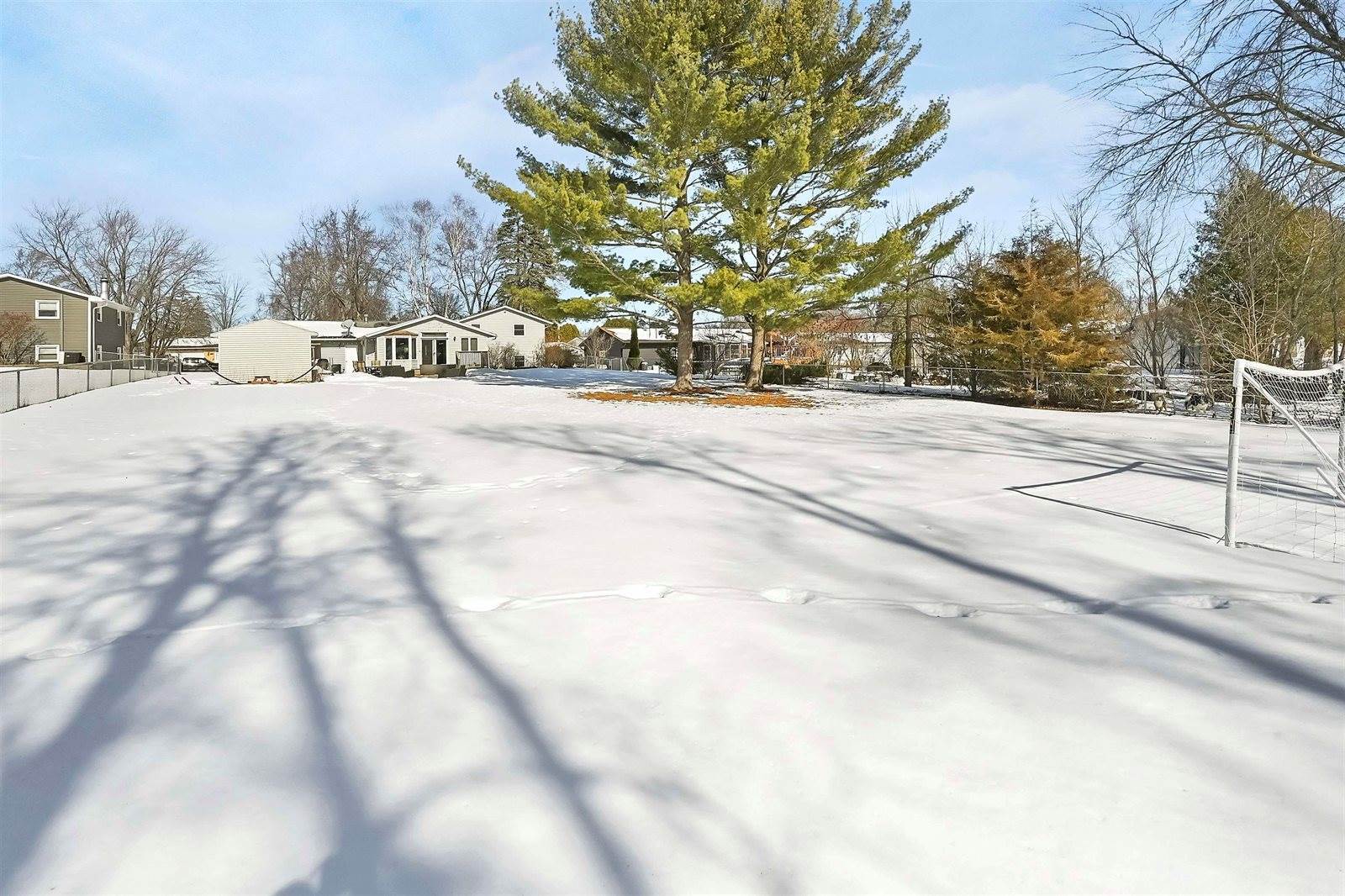 1138 Anchor Drive, Green Bay, WI 54313