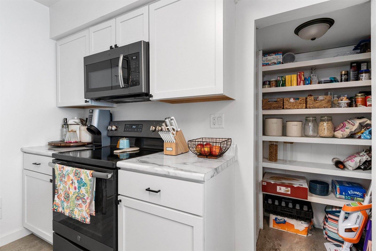 719 Terrace Avenue, Marinette, WI 54143