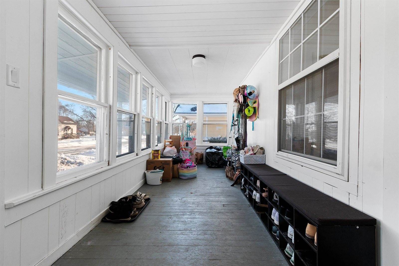 719 Terrace Avenue, Marinette, WI 54143