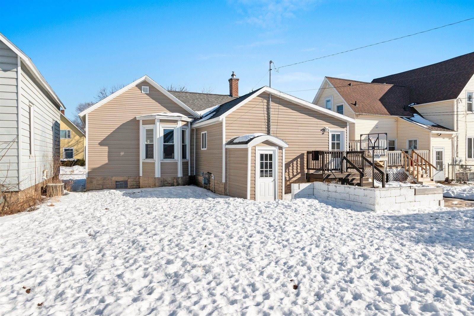 719 Terrace Avenue, Marinette, WI 54143